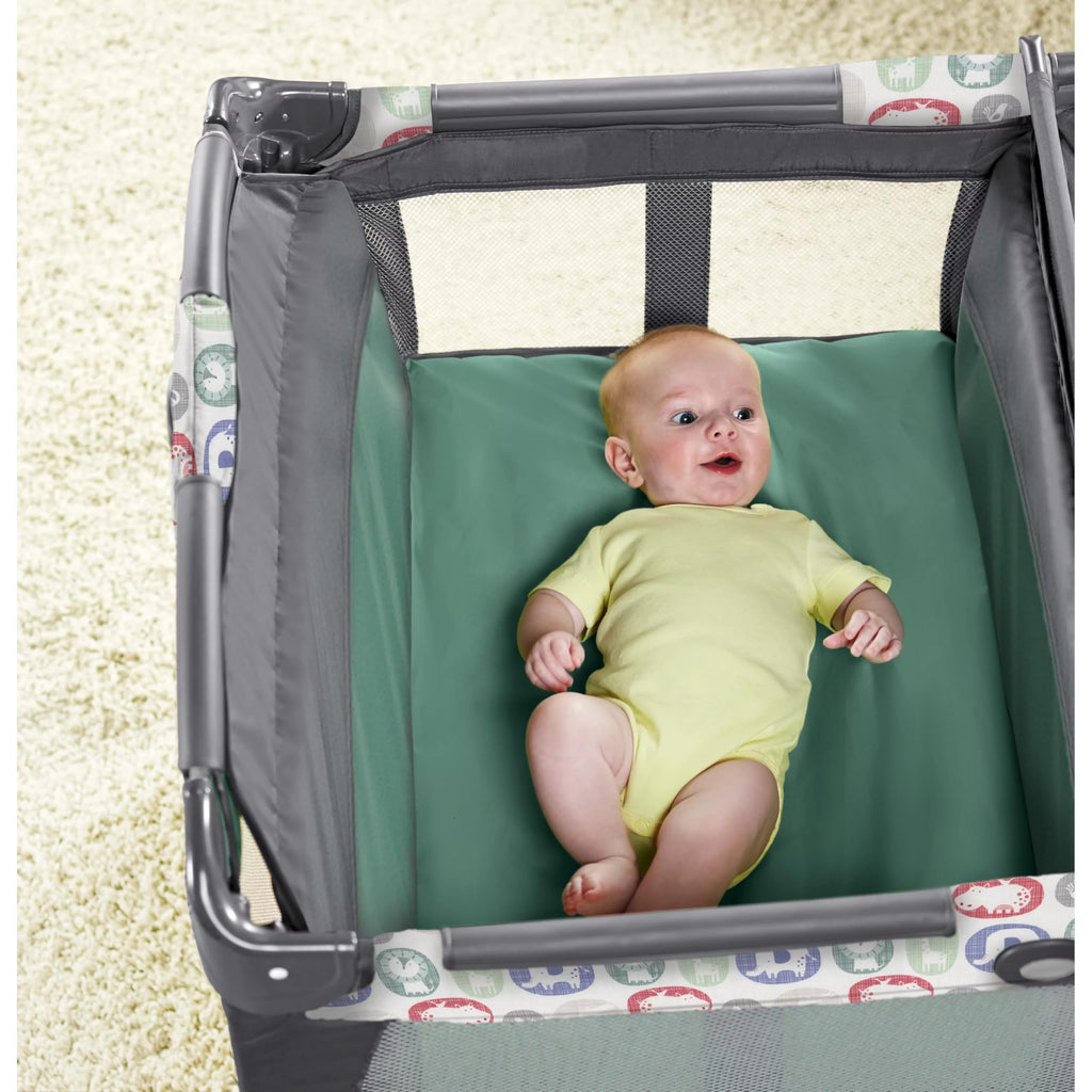 Pack and Play Playard with Portable Changing Pad I319