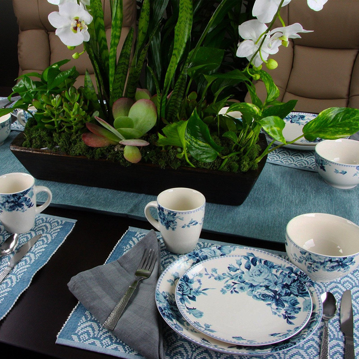 Blue 16 Piece Stoneware Dinnerware Set A17867